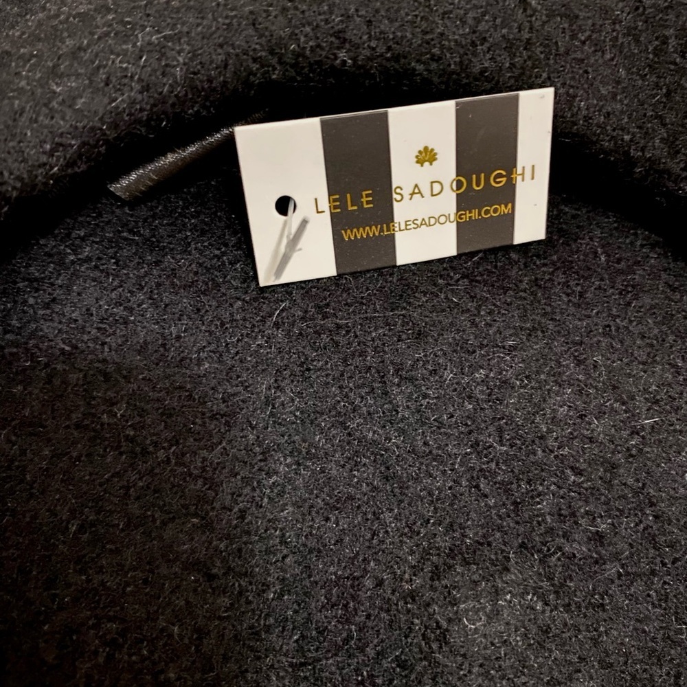 Lele Sadoughi Black Wool Felt Beret NWT - Picture 5 of 7